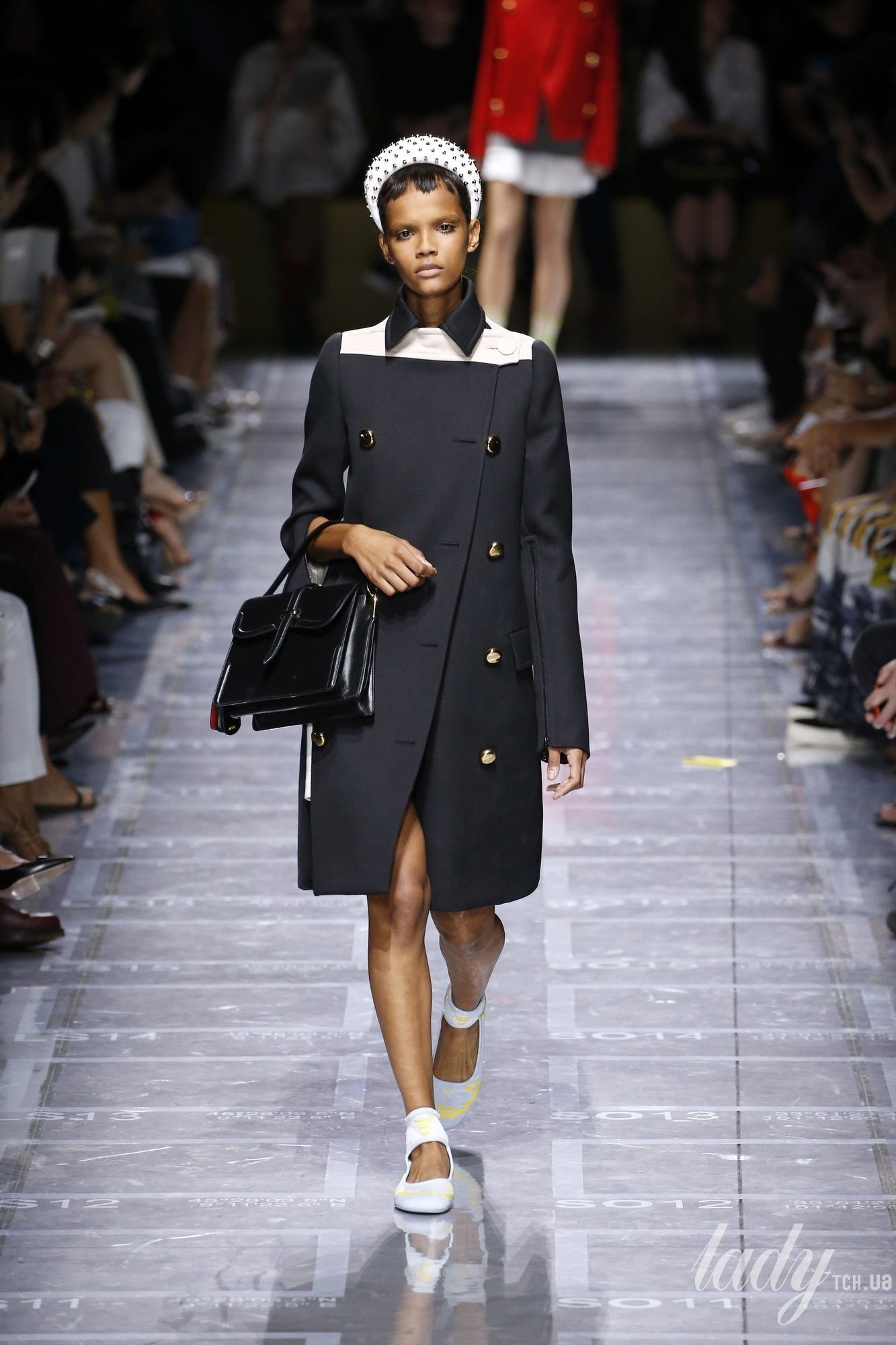 Коллекция Prada прет-а-порте сезона весна-лето 2019_21