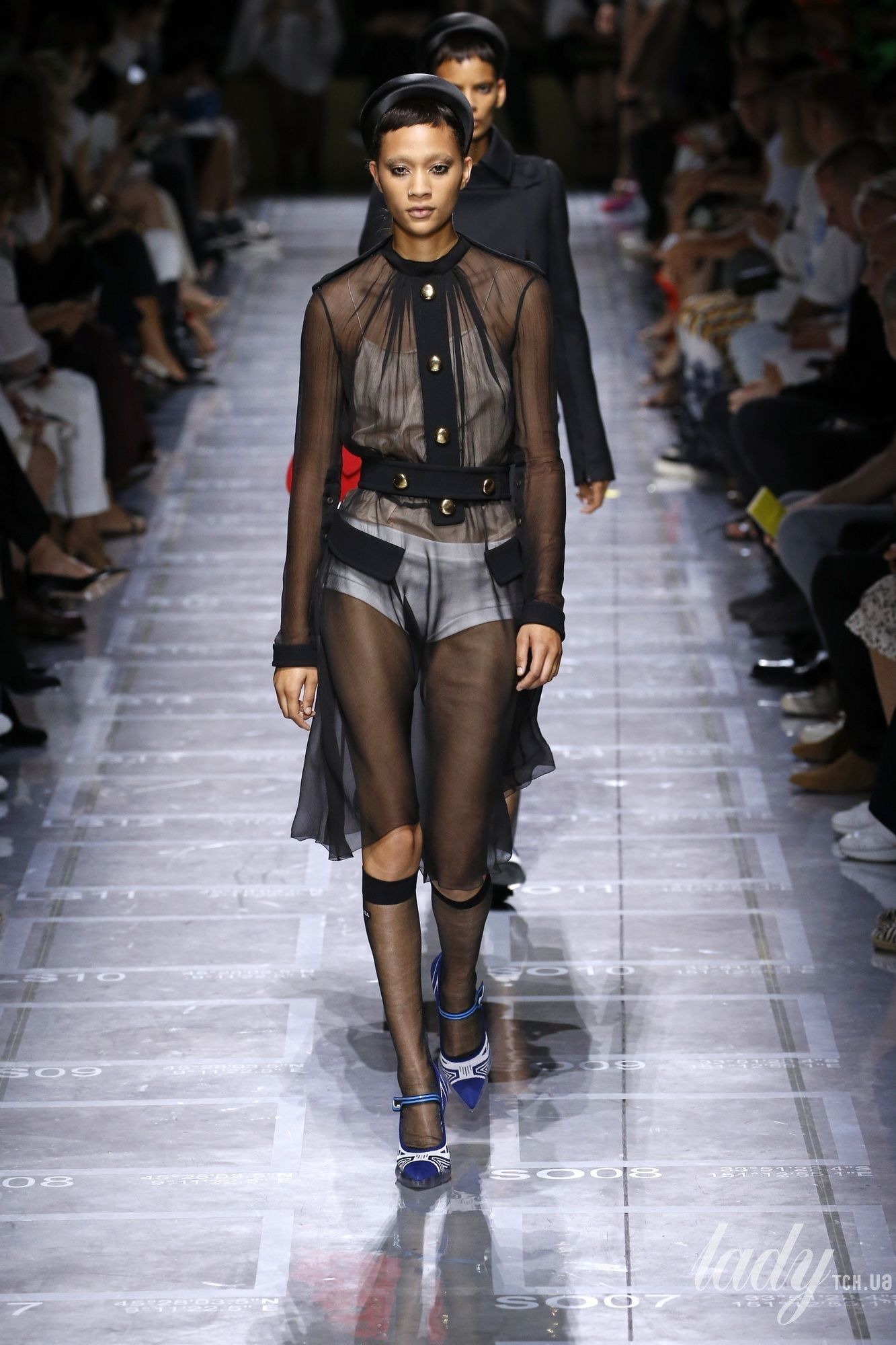 Коллекция Prada прет-а-порте сезона весна-лето 2019_30
