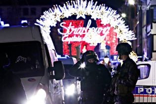 Український дипломат та сестра Сенцова опинилися поруч із місцем стрілянини у Страсбурзі
