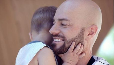 Влад Яма рассказал, почему не показывает лицо сына