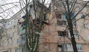Знесені стіни та купи цегли: рятувальники показали наслідки вибуху у Фастові