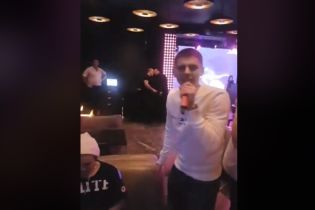 Гравці "Динамо" в караоке відсвяткували завершення футбольного року