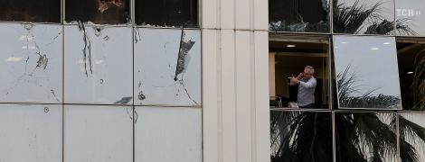 Возле одного из крупнейших телеканалов Греции произошел взрыв – в здании выбило окна и повредило помещение