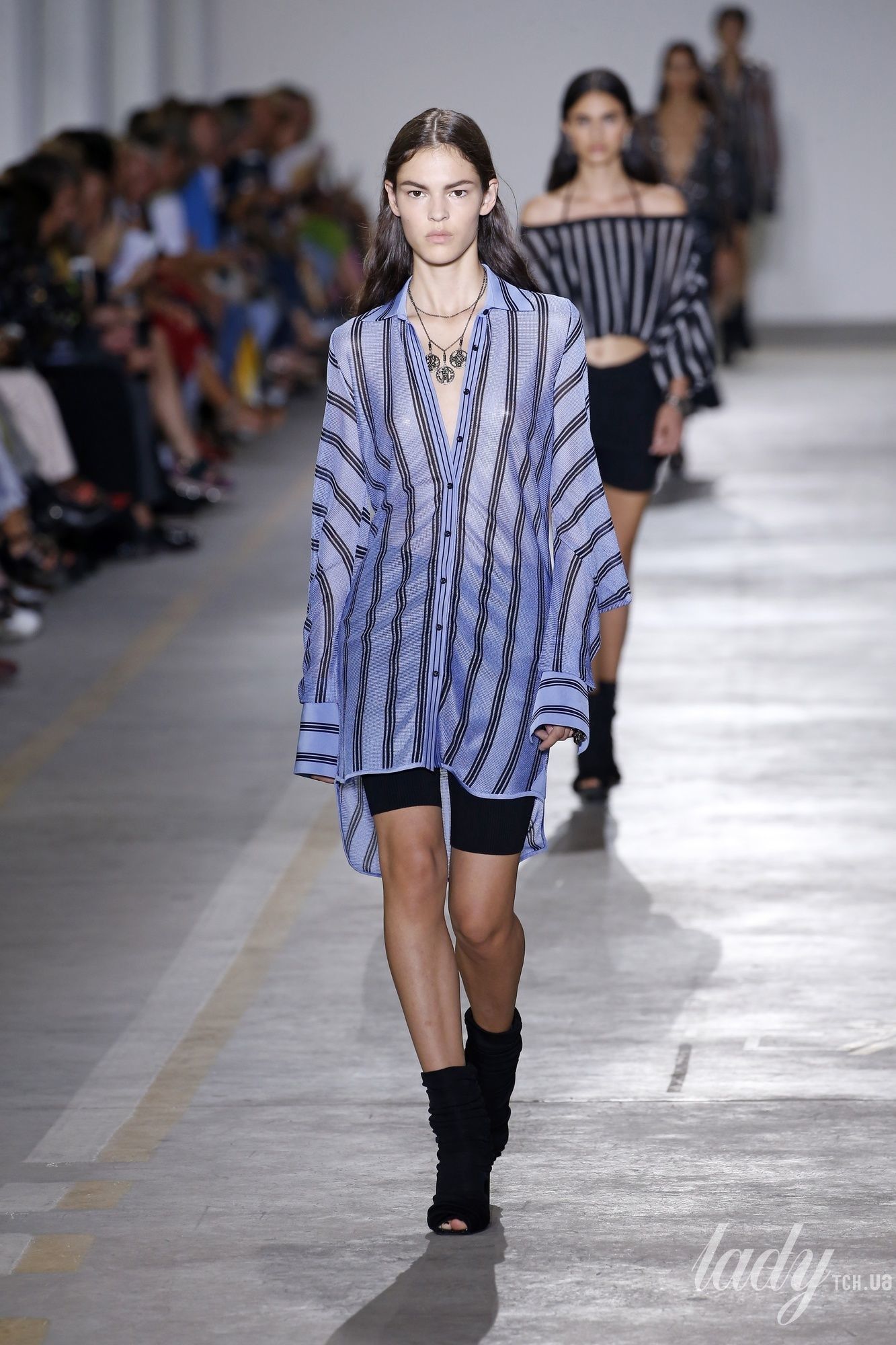 Коллекция Roberto Cavalli прет-а-порте сезона весна-лето 2019_11