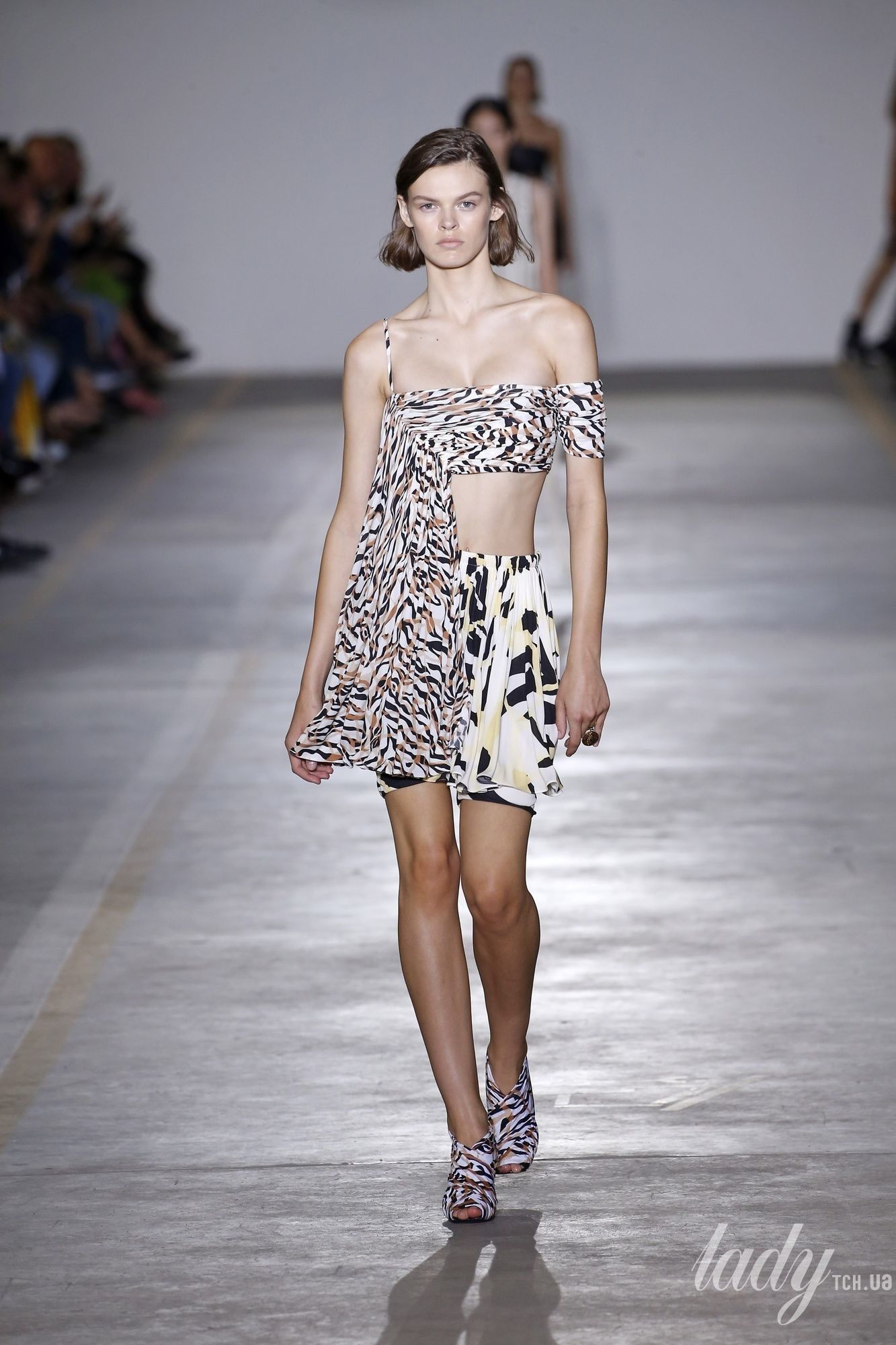 Коллекция Roberto Cavalli прет-а-порте сезона весна-лето 2019_36