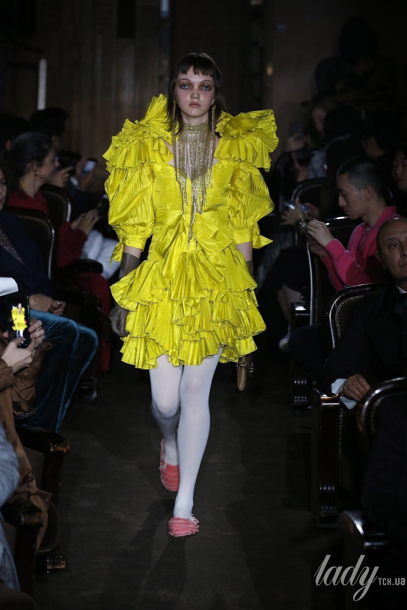 Коллекция Gucci прет-а-порте сезона весна-лето 2019_8