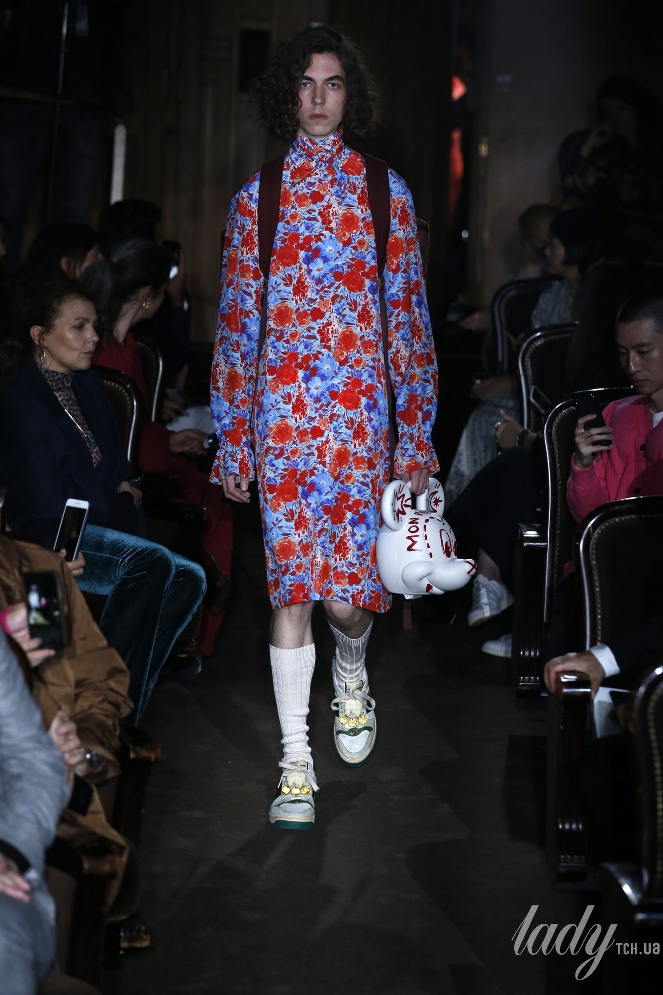Коллекция Gucci прет-а-порте сезона весна-лето 2019_30