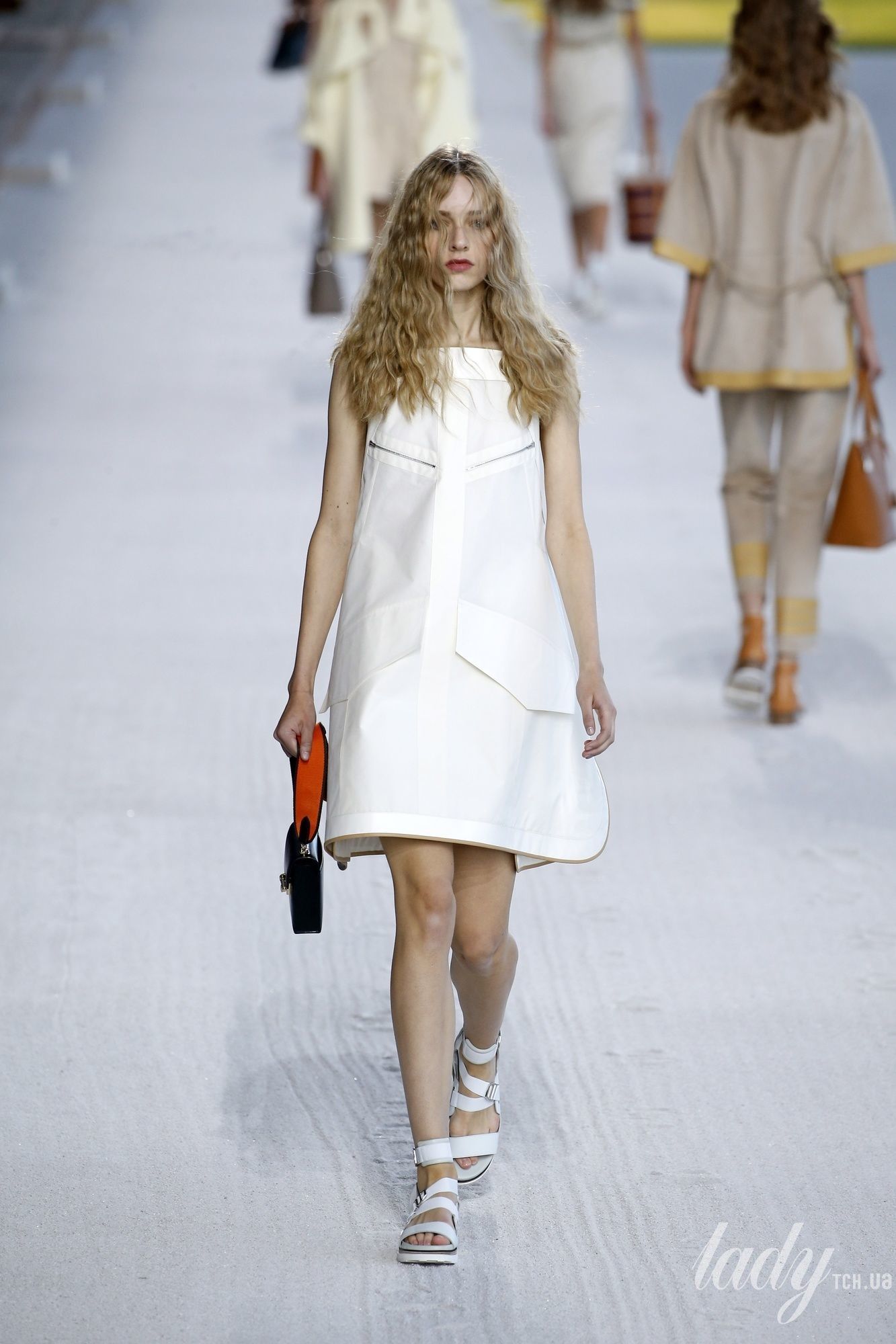 Коллекция Hermes прет-а-порте сезона весна-лето 2019_4