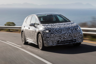 Серійну модель електрокара Volkswagen засвітили у камуфляжі