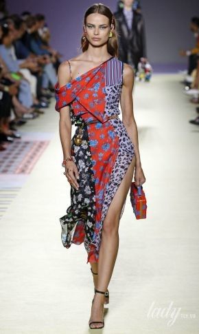 Яркая и эффектная коллекция Versace сезона весна-лето 2019