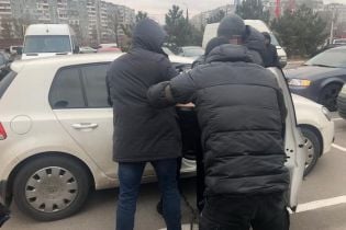 Працівників воєнізованої охорони "Укрзалізниці" спіймали на розкраданні майна та хабарництві