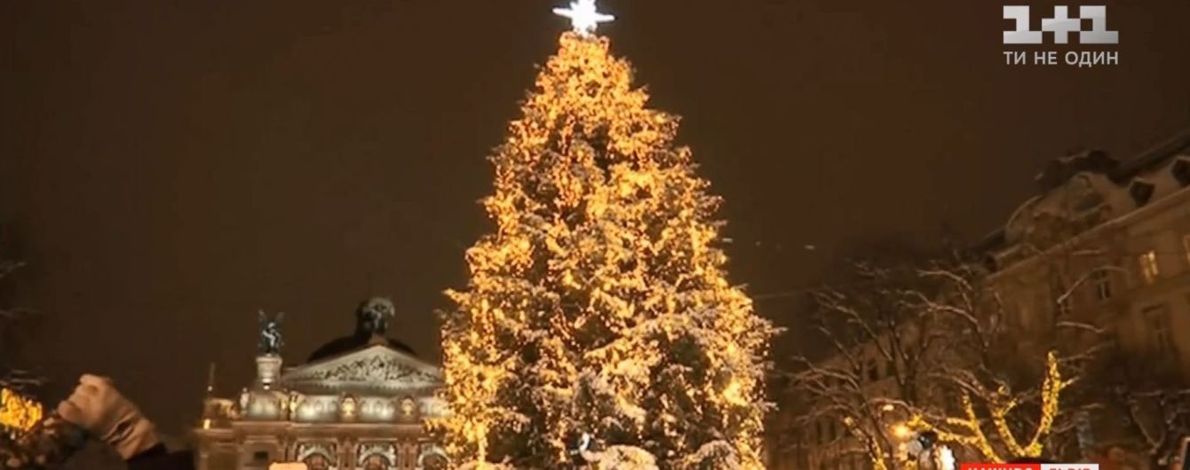Во Львове Новый год встреят 3D-мапингом и забегом на несколько километров