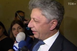 У Бойка після ранкової бійки в Раді залишились сліди на обличчі