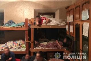 У Дніпрі викрили "реабілітаційний центр", куди силою звозили людей, змушуючи працювати на будівництві