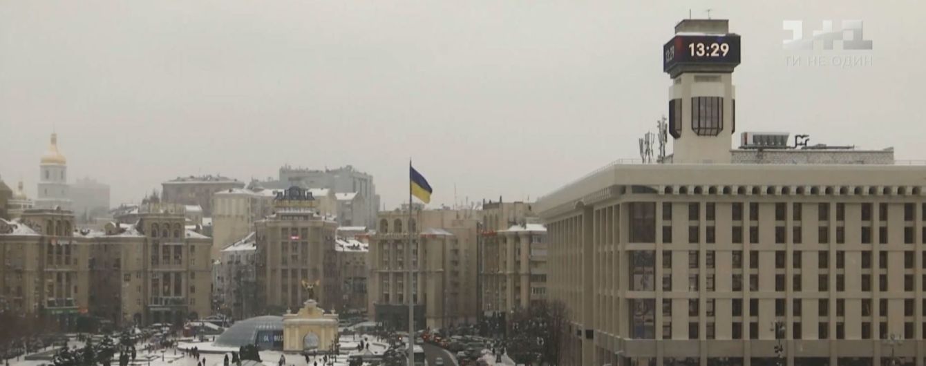 На Майдані Незалежності відновив роботу головний годинник України