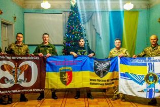 "Чествование боевых побратимов": на украинскую станцию в Антарктиде привезут флаги бригад ВСУ