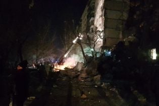 "З калаша х**рят". У Мережі з'явилося відео стрілянини і вибуху маршрутки у Магнітогорську