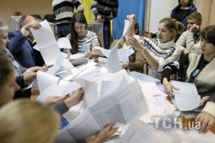 ЦИК уже обработала 49,51 % протоколов: "Народный фронт" продолжает лидировать