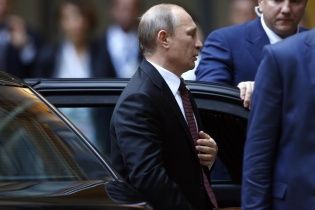 Россиянам внушают мысли, что без Путина не будет России