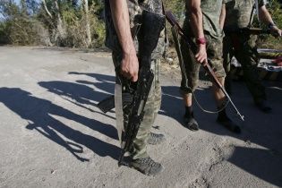 Невідомі зі зброєю в руках захопили податкову інспекцію Макіївки