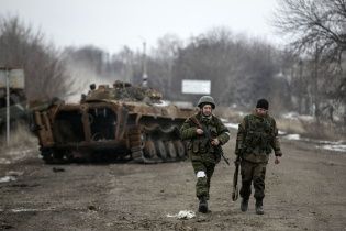Бойовики за ніч з мінометів і гранатометів обстріляли сили АТО шість разів