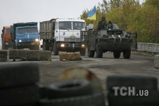 Боевики переодеваются в украинскую форму и атакуют Дебальцево