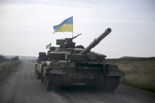 В Счастье прибыло немало современной украинской военной техники - журналист