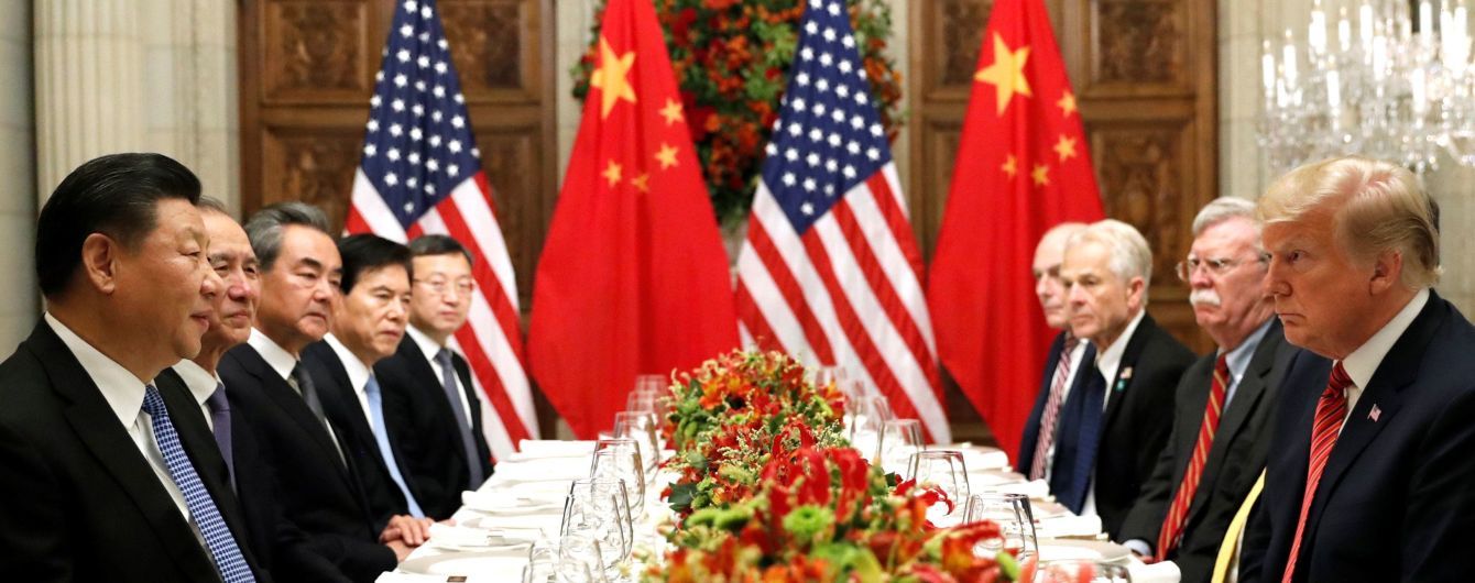 Трамп погодився не вводити нові мита для Китаю з 1 січня