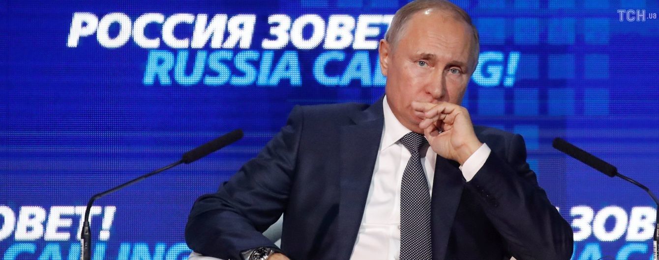 "Ми не хочемо, як у Парижі": Путін нажахав Росію наслідками мітингів