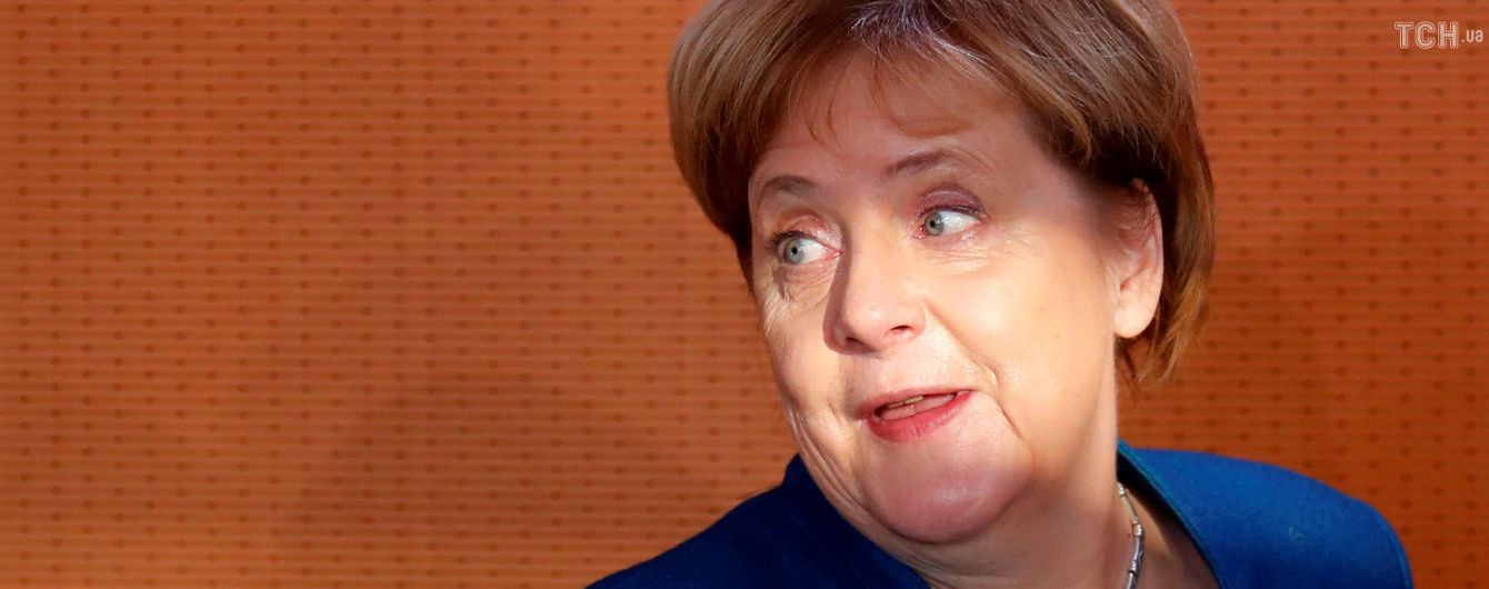 Самолет Меркель совершил экстренную посадку по пути на саммит G20 в Аргентине