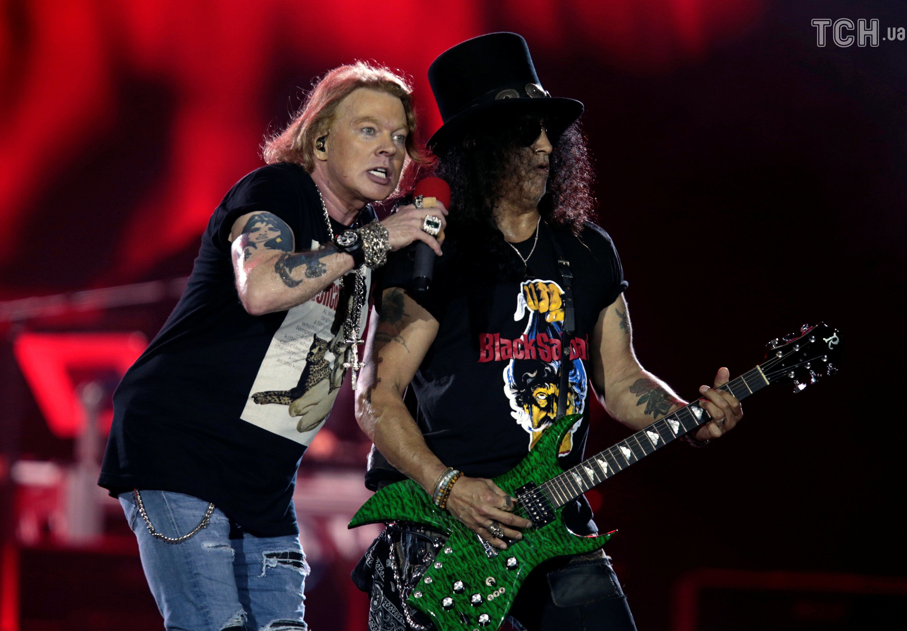 Guns N 'Roses, Аксель Роуз_2