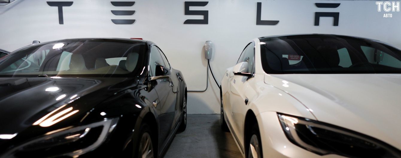 В Tesla заявили, что комплектуют Model 3 вечным электроприводом