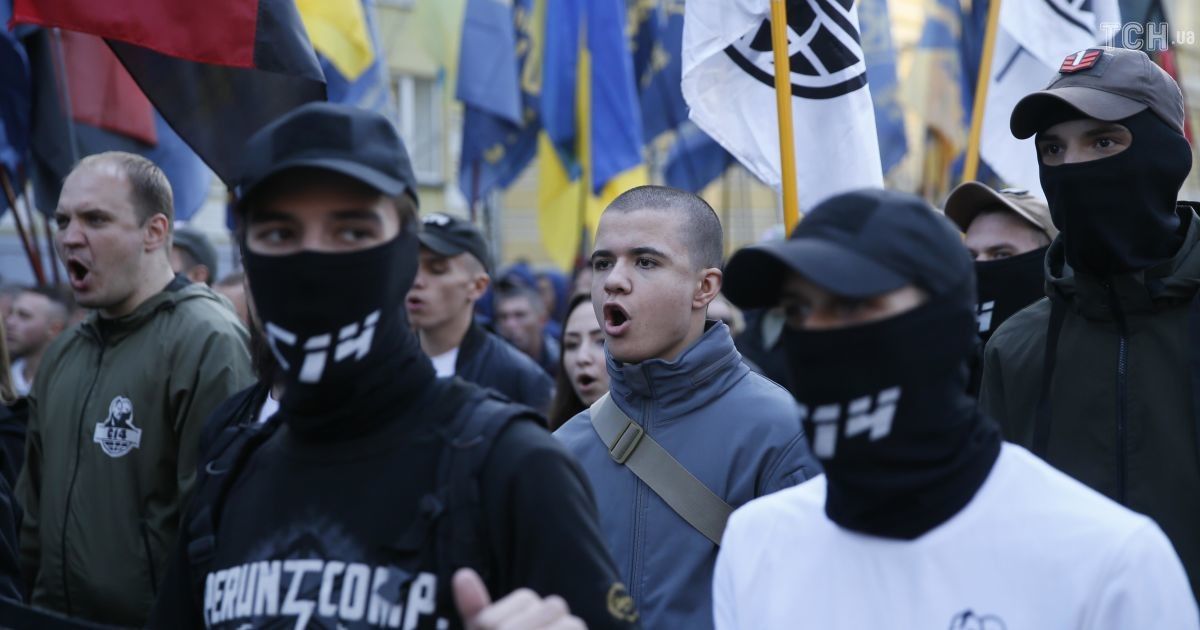 Націоналісти заявили про напад на офіс Медведчука у Києві