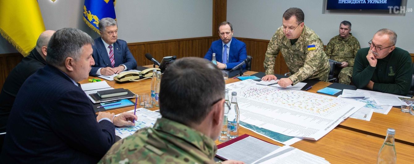 Взрывы на военных складах возле Ични: Порошенко обратился к НАТО