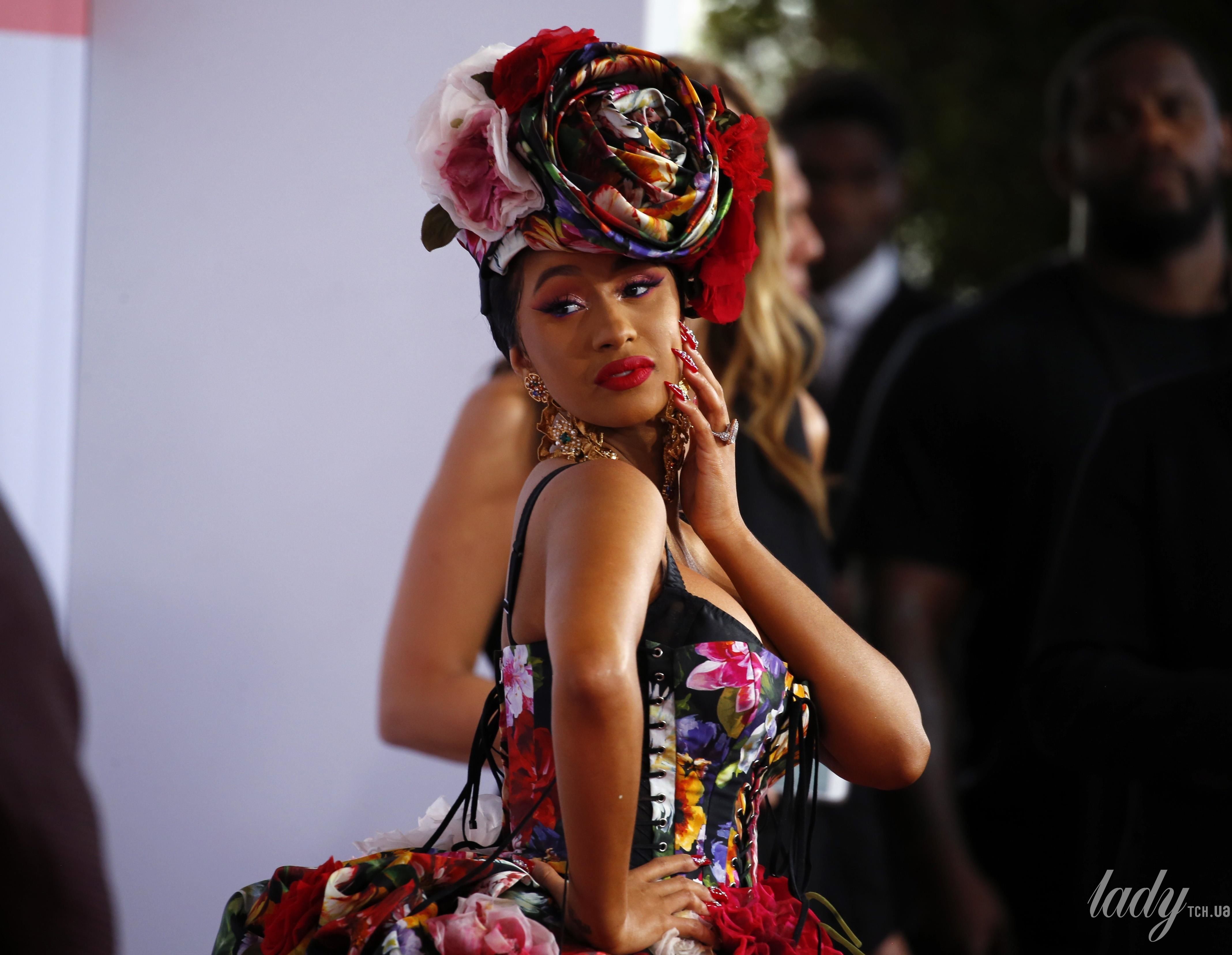 Cardi B_14