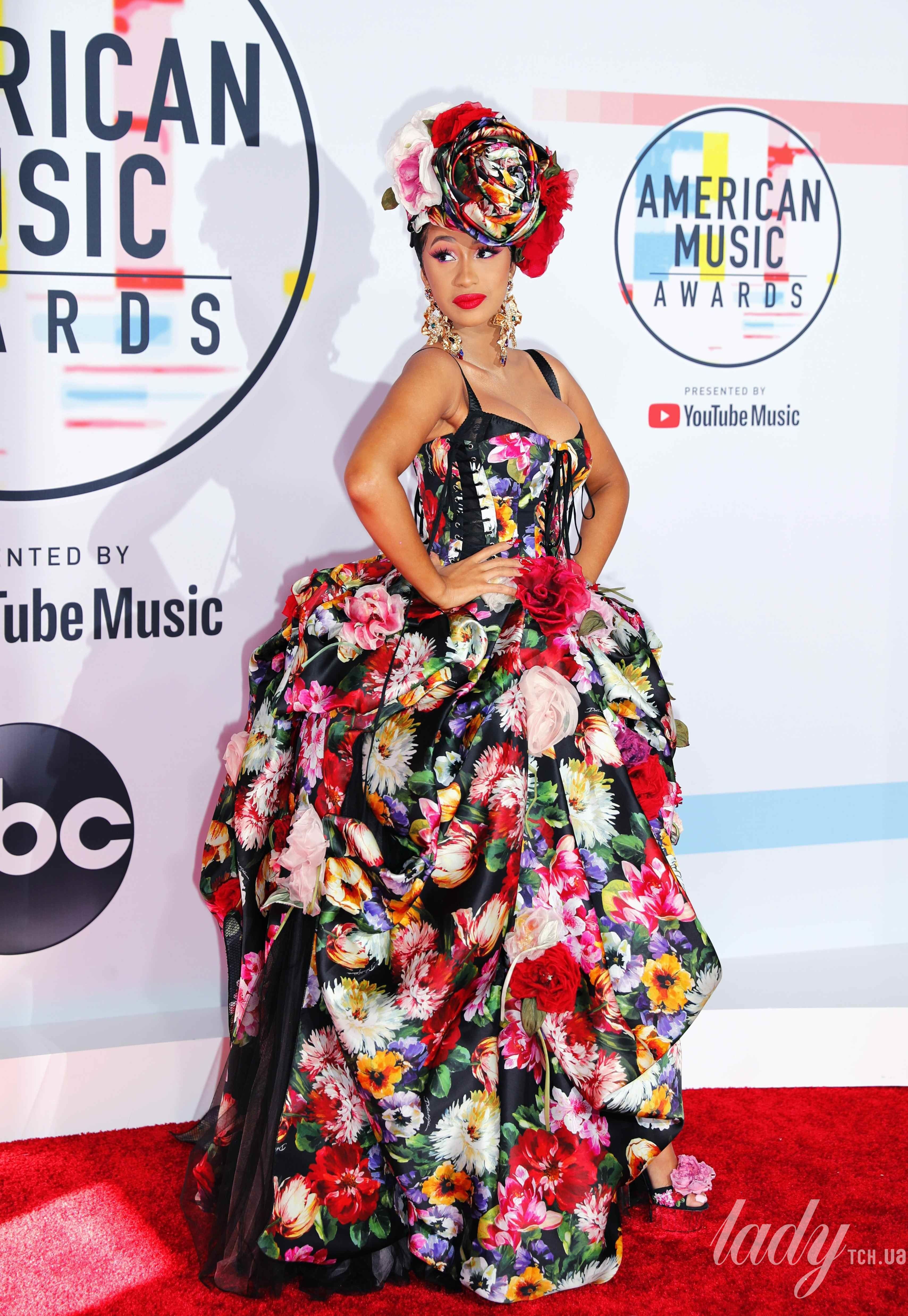 Cardi B_2