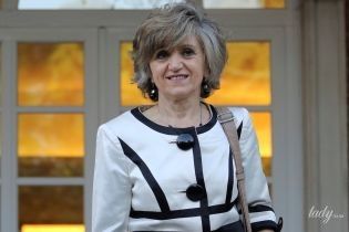 В белом костюме и на шпильках: образ нового министра здравоохранения Испании