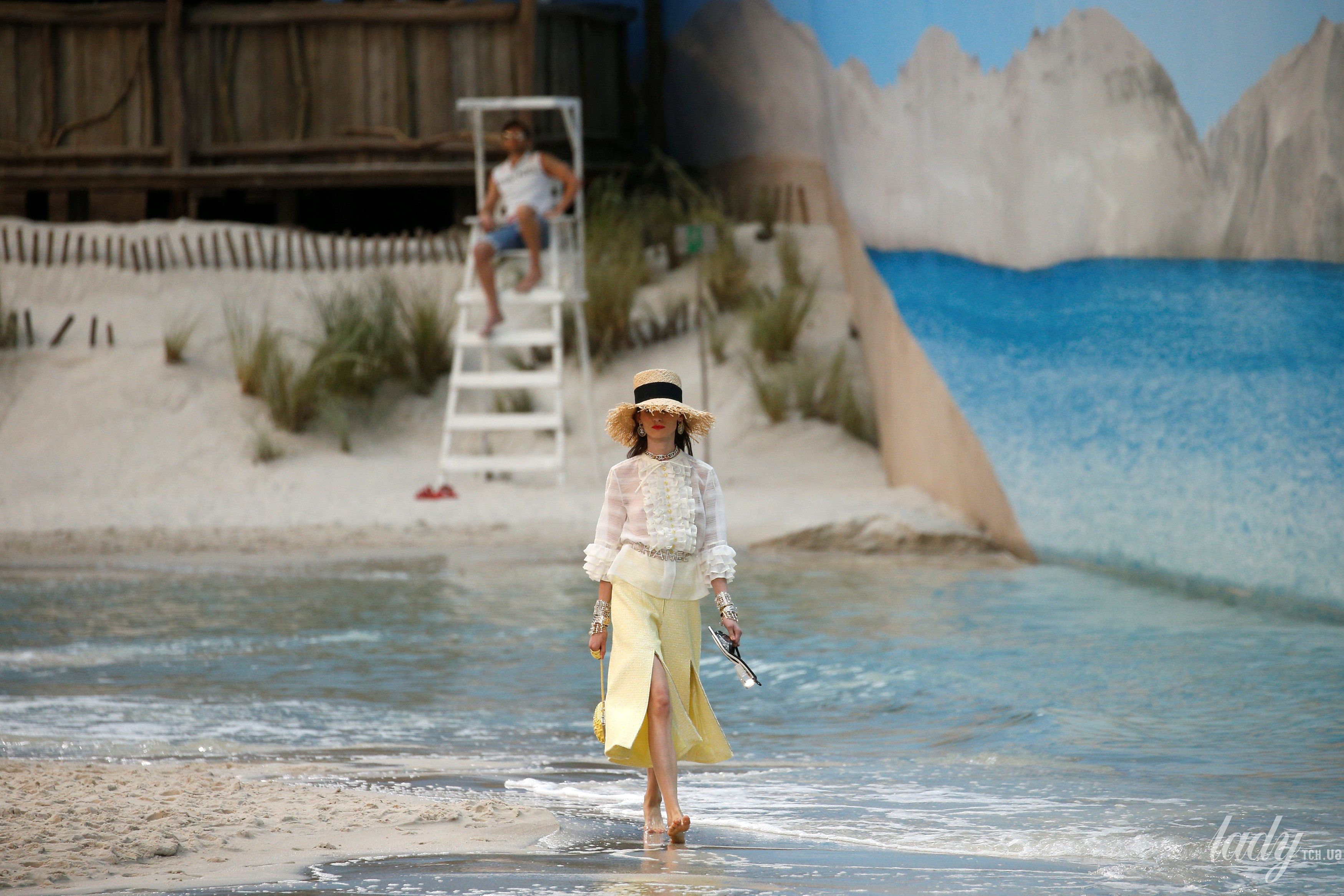 Коллекция Chanel прет-а-порте сезона весна-лето 2019_15