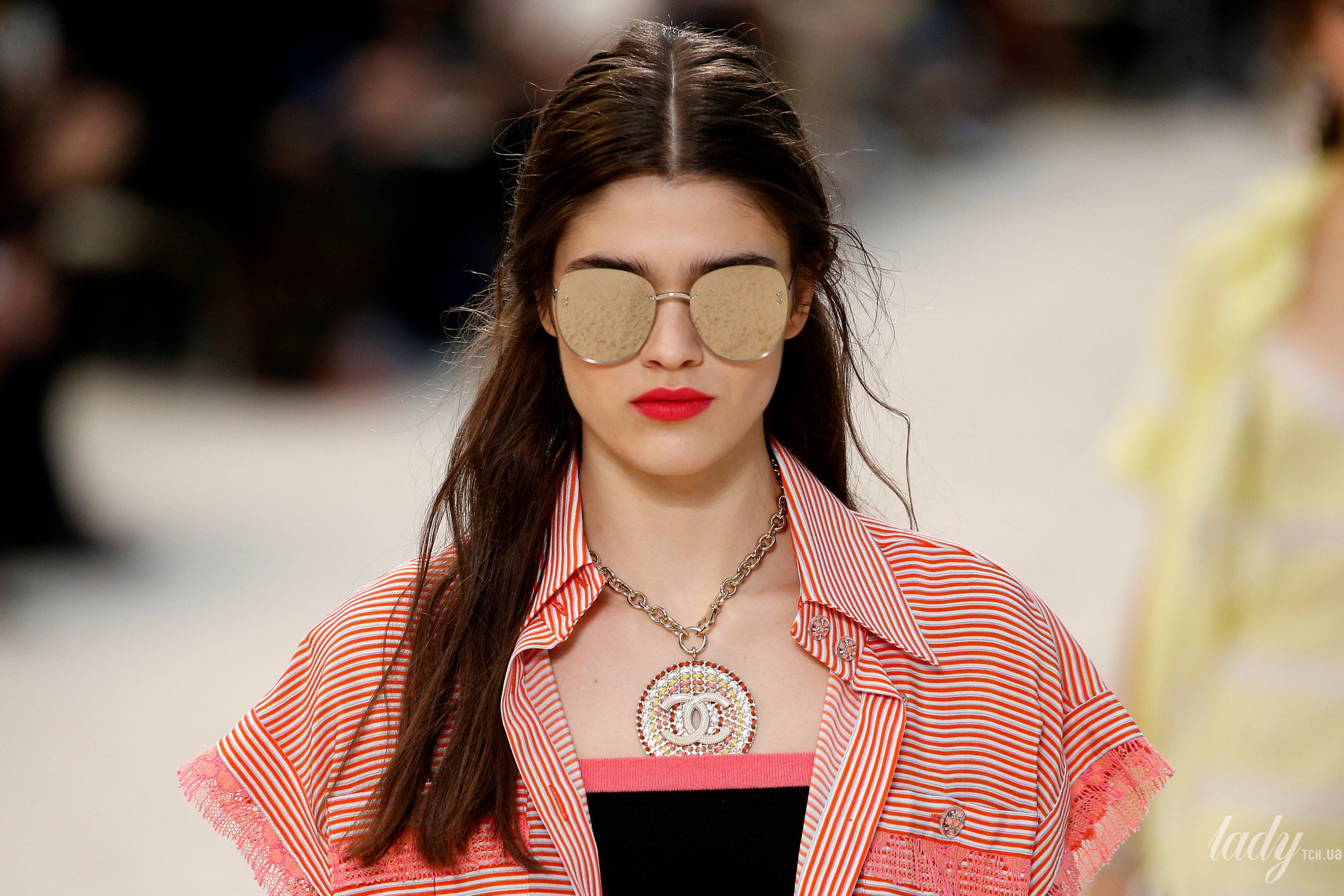 Коллекция Chanel прет-а-порте сезона весна-лето 2019_29