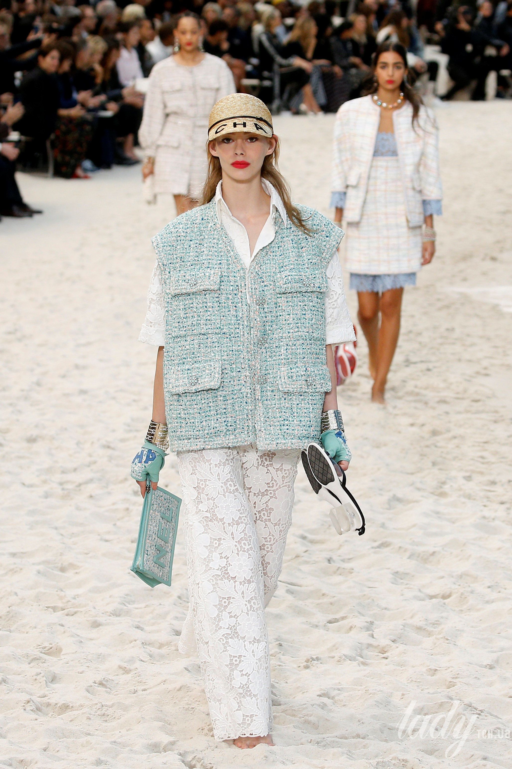 Коллекция Chanel прет-а-порте сезона весна-лето 2019_32