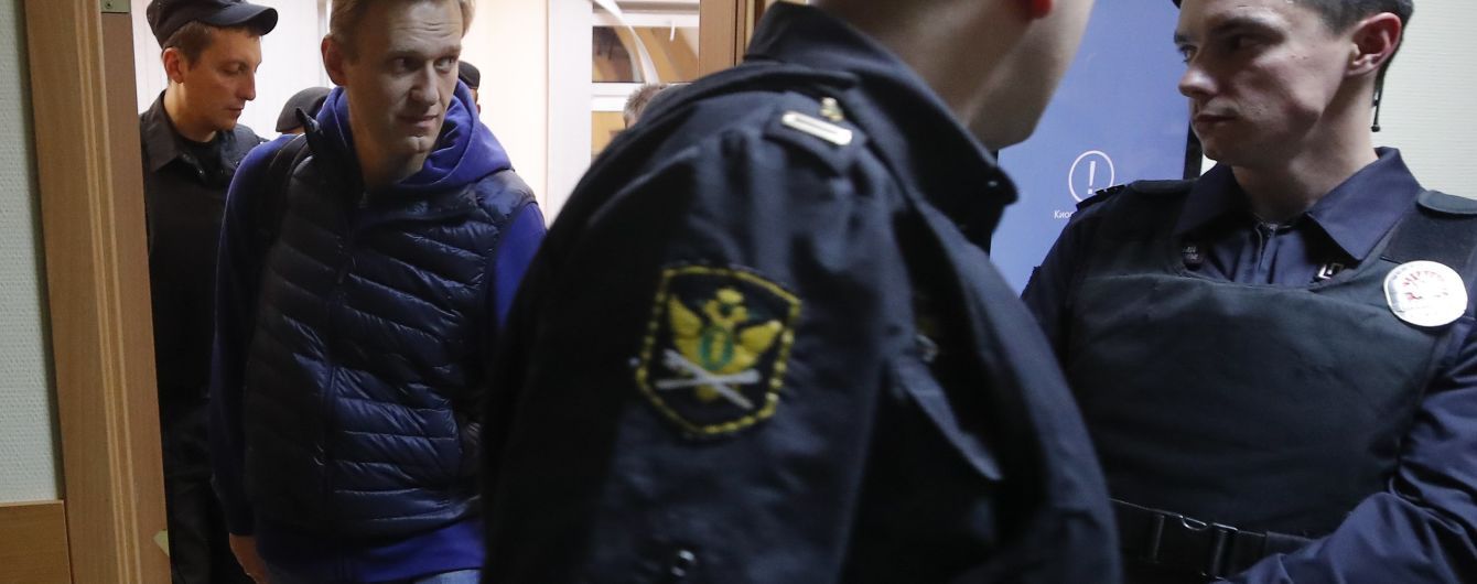 Российского оппозиционера Навального в день освобождения арестовали на 20 суток
