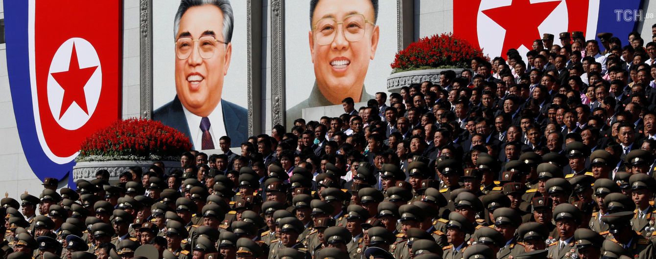 Китай будет поддерживать усилия США по денуклеаризации КНДР, несмотря на торговую войну - Помпео