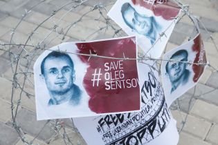 Лех Валенса закликав висунути Сенцова на Нобелівську премію миру