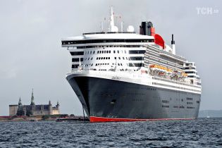 Британка провела в море 10 часов после падения с круизного лайнера