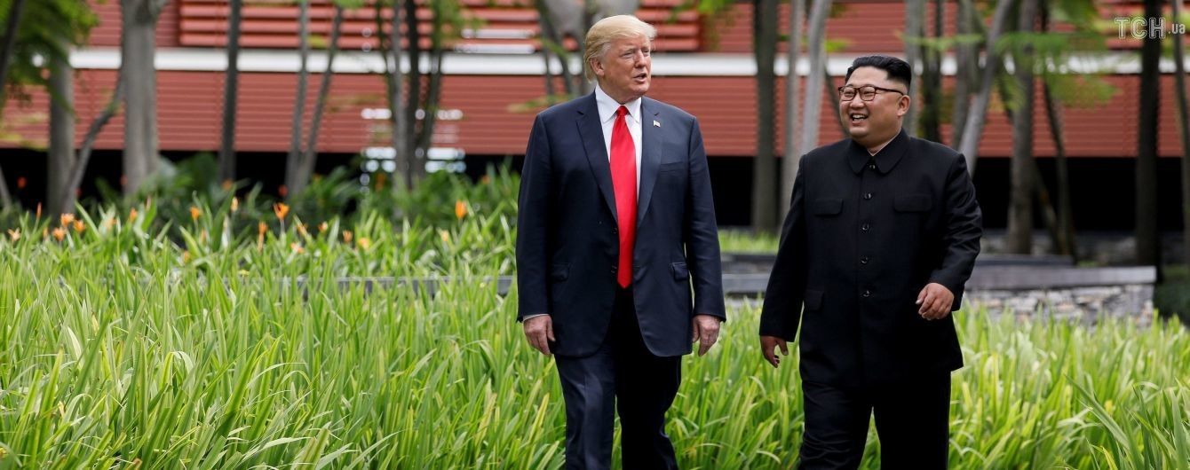 Трамп рассказал, как они с Ким Чен Ыном "влюбились друг в друга"