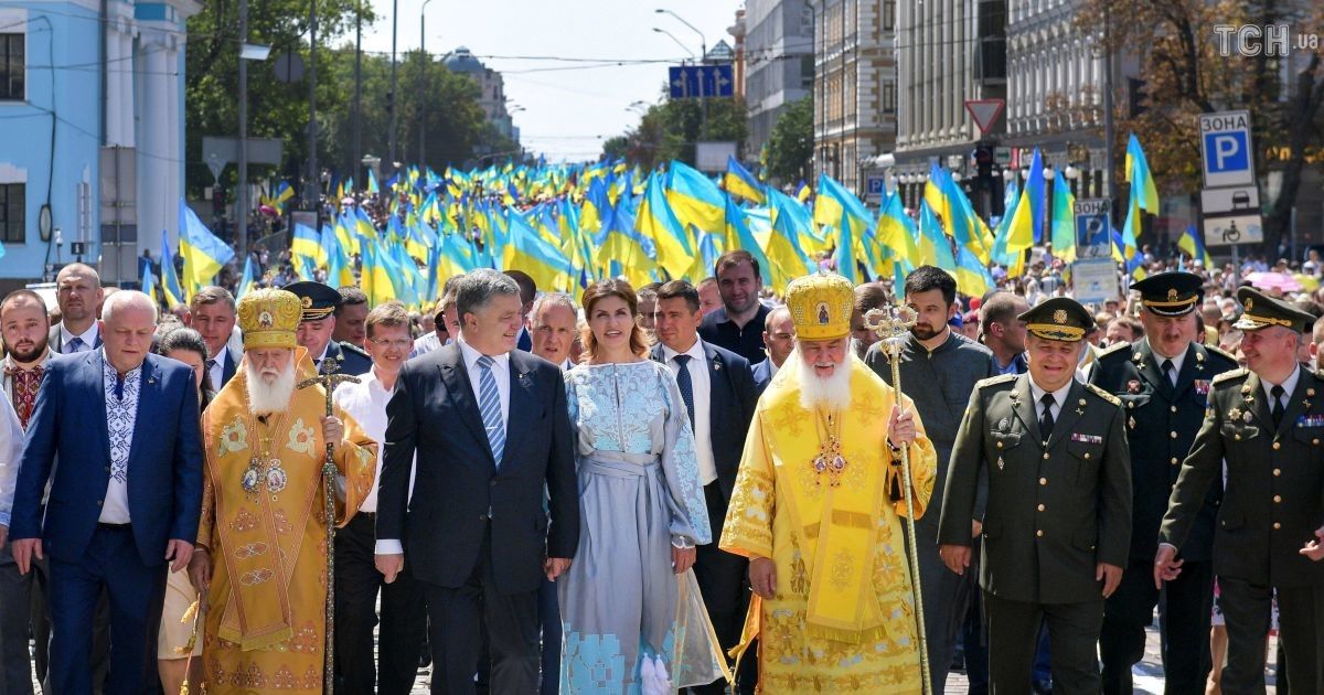 Втричі більше, ніж вивів Московський патріархат: у Києві хресний хід за Українську церкву зібрав 65 тисяч вірян