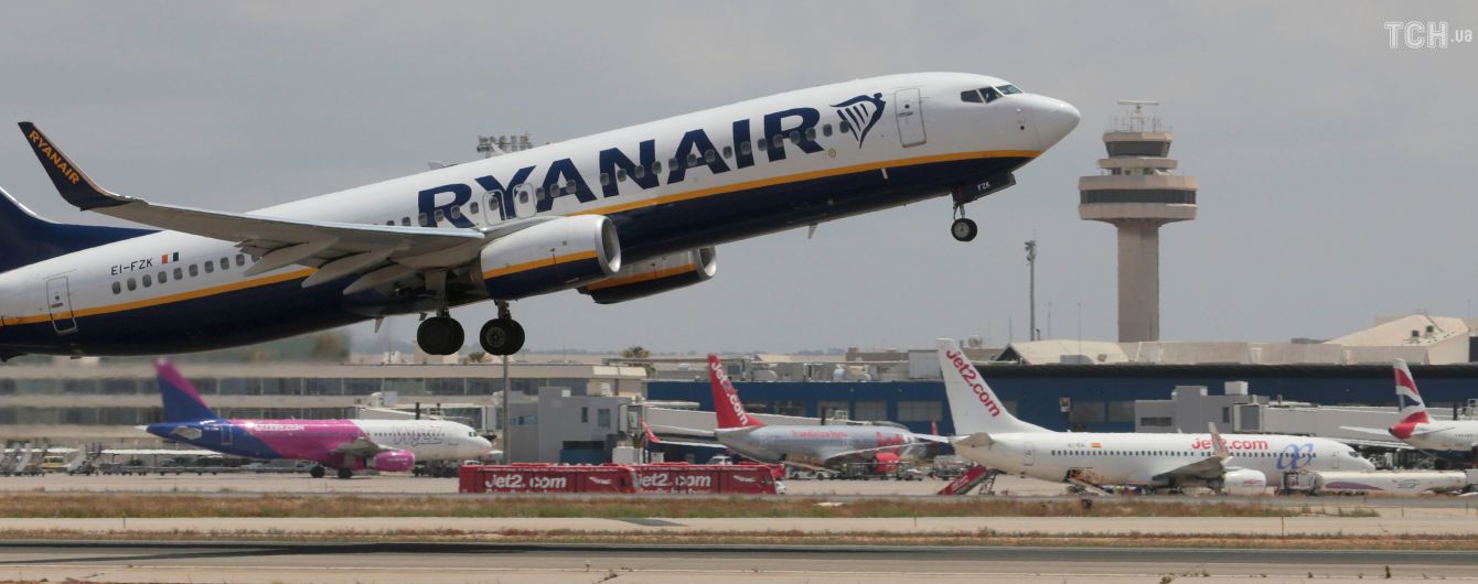 Сьогодні Ryanair здійснює перший рейс з України. Що варто знати про переліт лоукост-авіакомпанією
