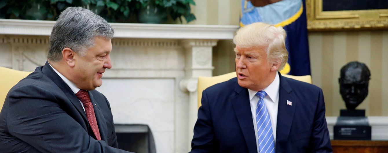 "Встречей очень доволен". Порошенко рассказал детали разговора с Трампом в Брюсселе