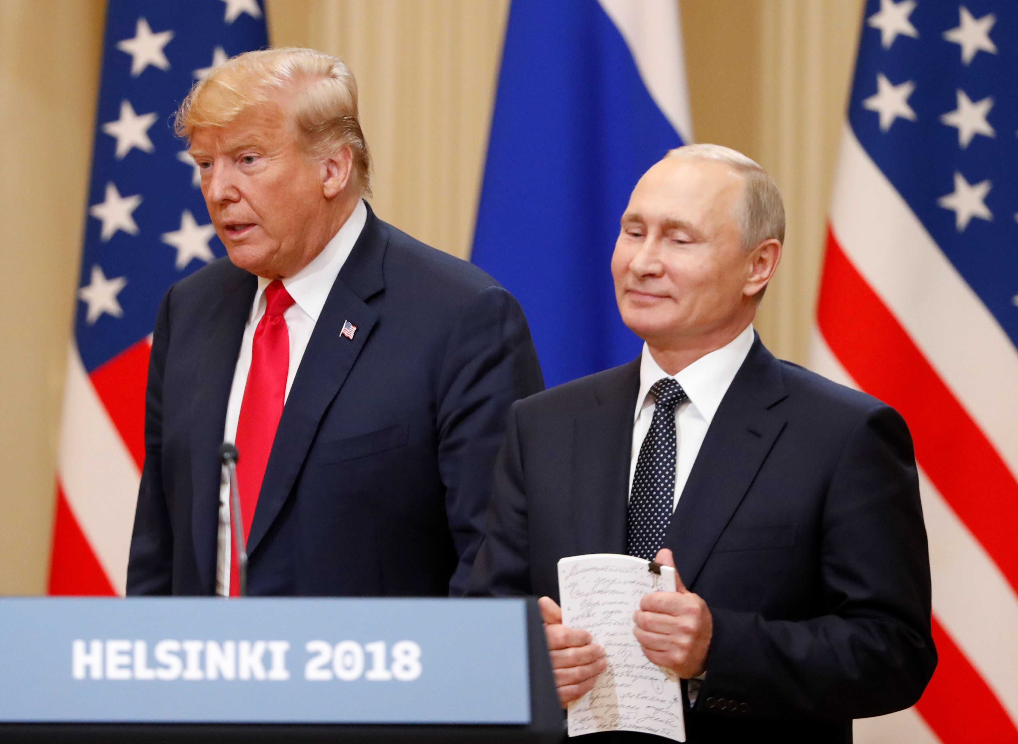 Трамп і Путін на прес-конференції