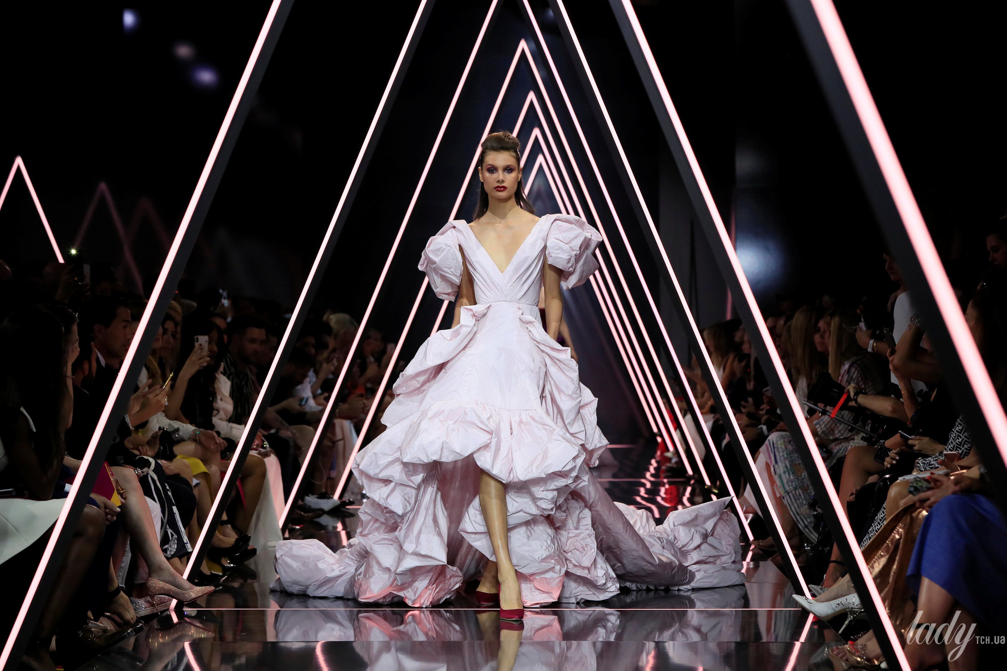 Показ Ralph & Russo Couture_18